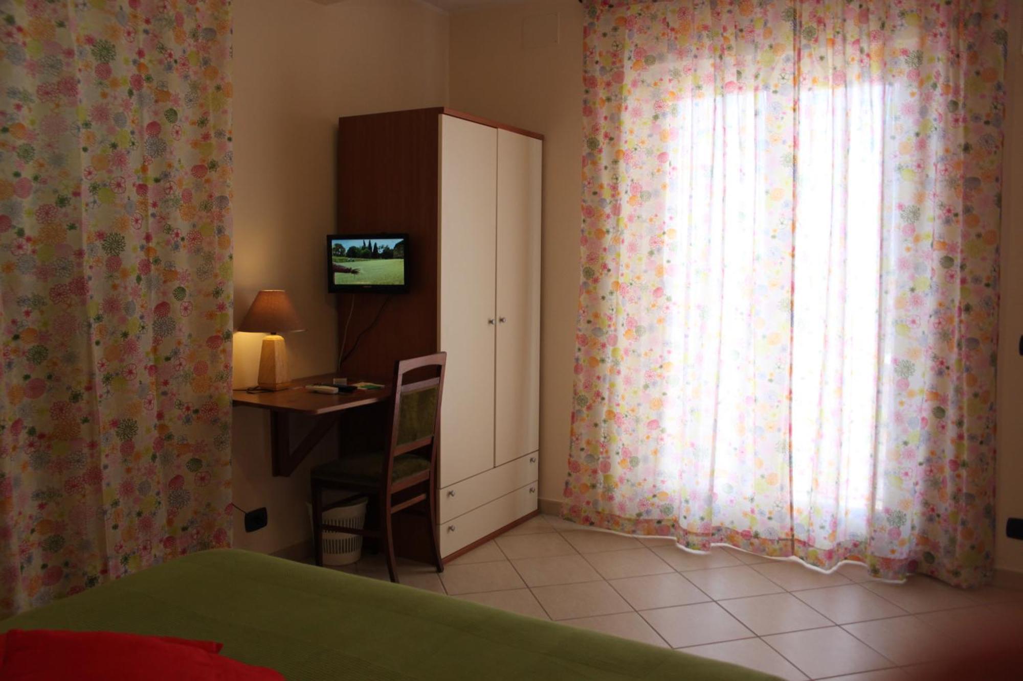 Il Pioppo Bed & Breakfast Veroli Cameră foto